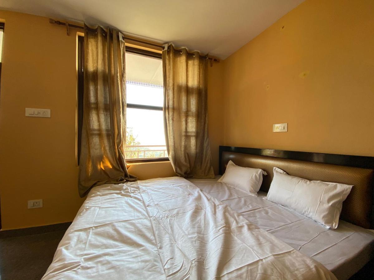 Redeem Cafe & Homestay МакЛеод Ганж Екстериор снимка